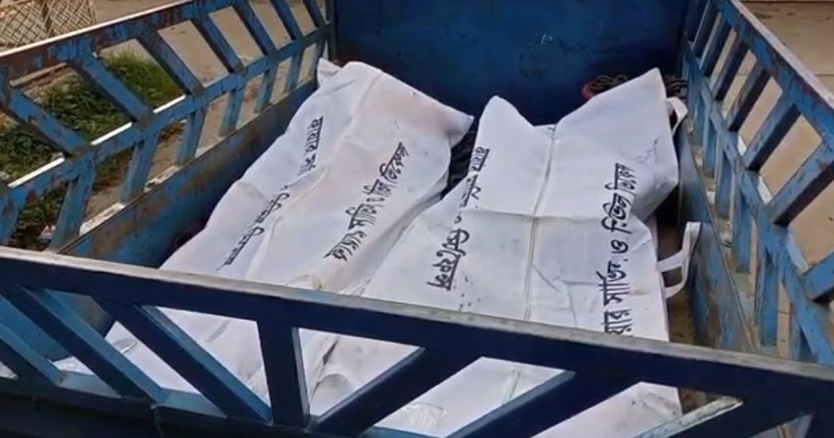 টাঙ্গাইলে-চলন্ত-লরির-পেছনে-কাভার্ড-ভ্যানের-ধাক্কা-নিহত-২