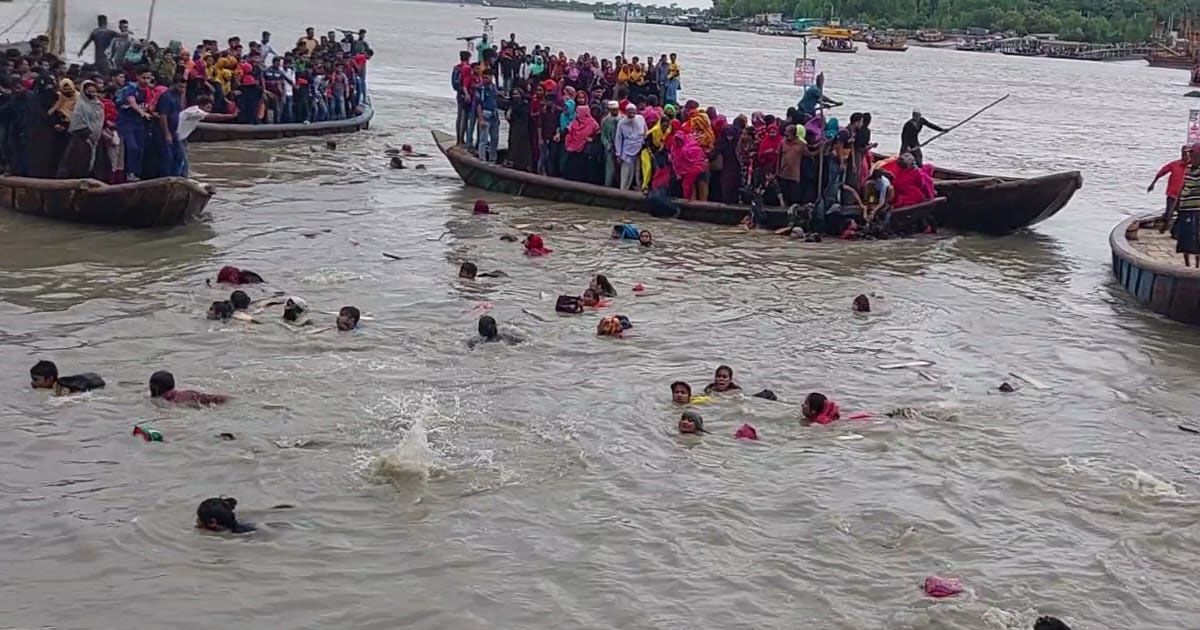 বাগেরহাটে-যাত্রীবাহী-ট্রলারডুবি-আহত-১০