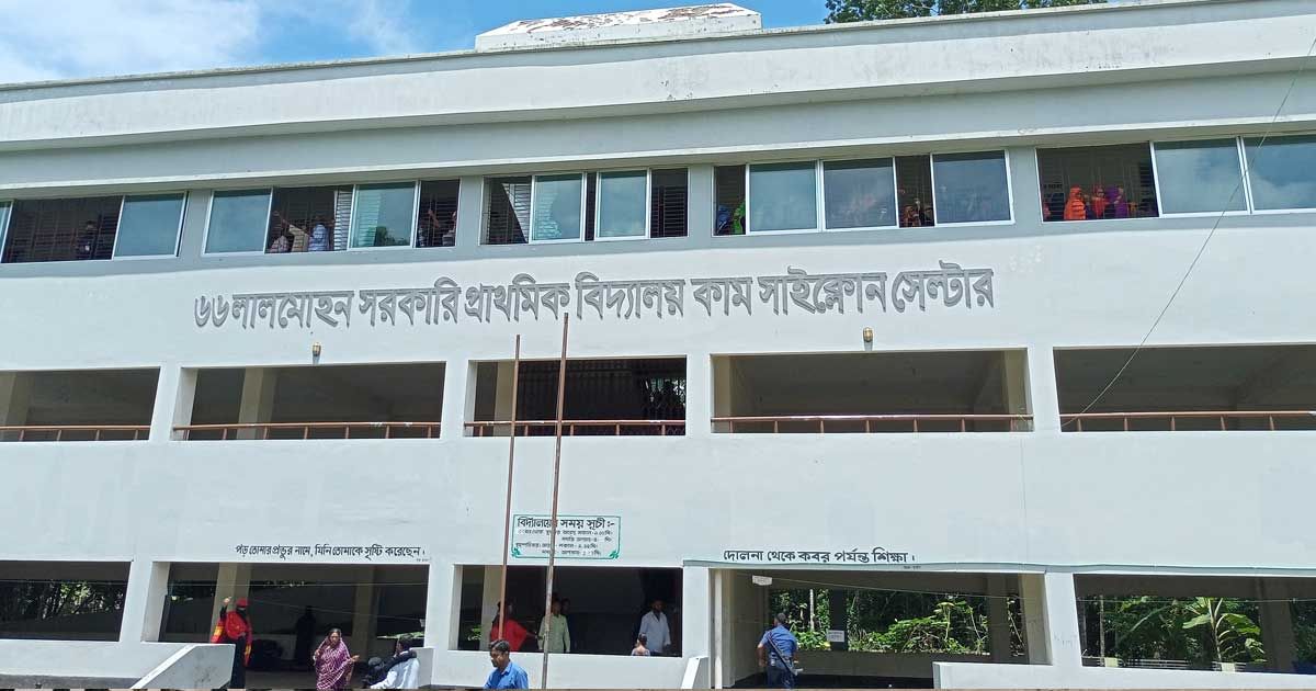 আশ্রয়কেন্দ্রে ৮ লাখের বেশি মানুষ