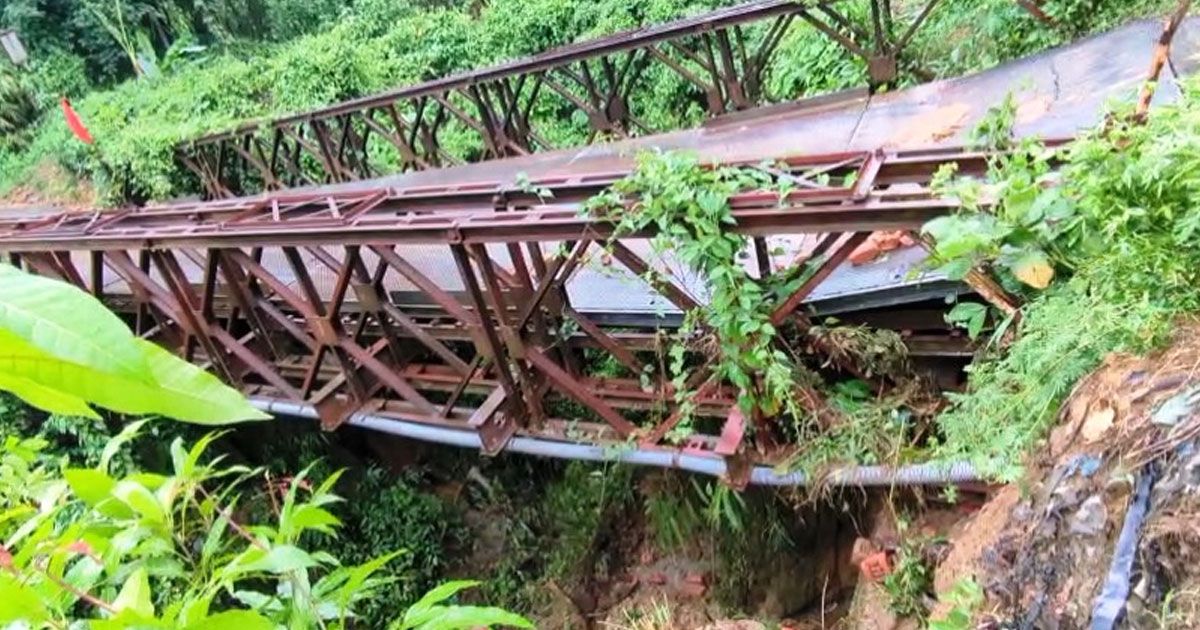 বান্দরবানে-সদরের-সঙ্গে-রুমা-থানচির-ভারী-যান-চলাচল-বন্ধ