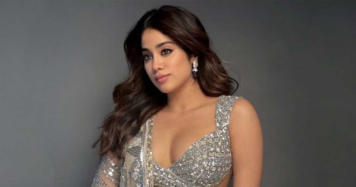 প্রেমে শারীরিক ঘনিষ্ঠতা থেকে আসে বিপদ: জাহ্নবী