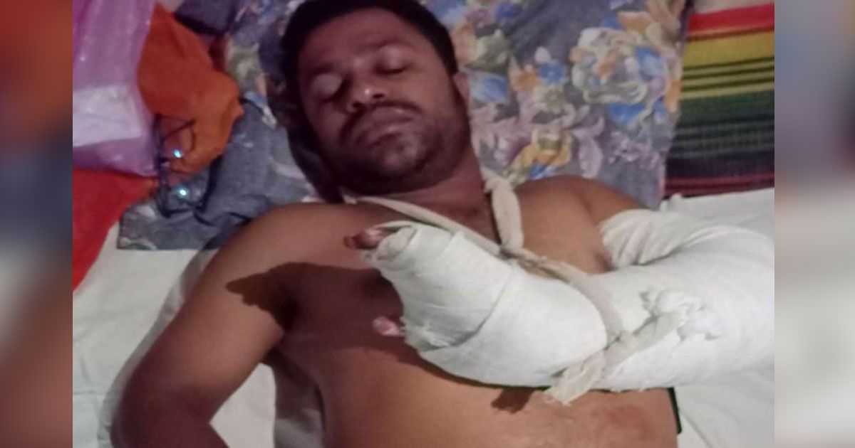 বেনাপোলে কাস্টমস কর্মকর্তাকে কুপিয়ে জখম
