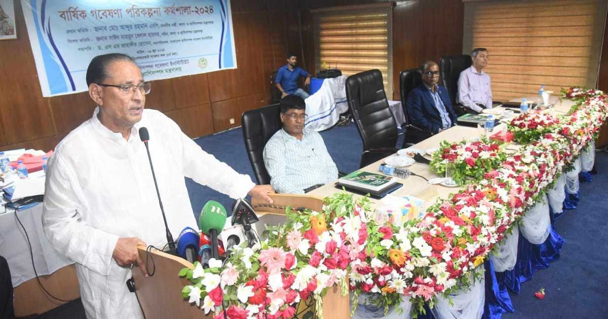দেশীয় পশু দিয়েই কোরবানির চাহিদা পূরণ হবে: প্রাণিসম্পদ মন্ত্রী