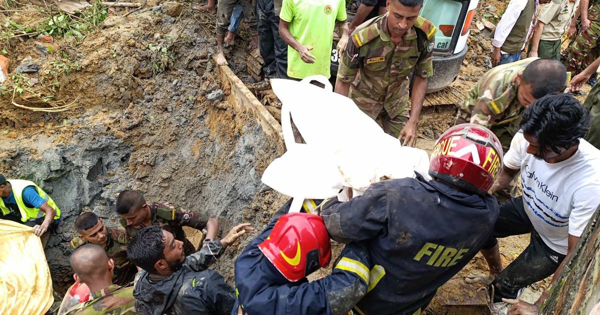 সিলেটে-টিলা-ধস-ছয়-ঘণ্টা-পর-৩-মরদেহ-উদ্ধার