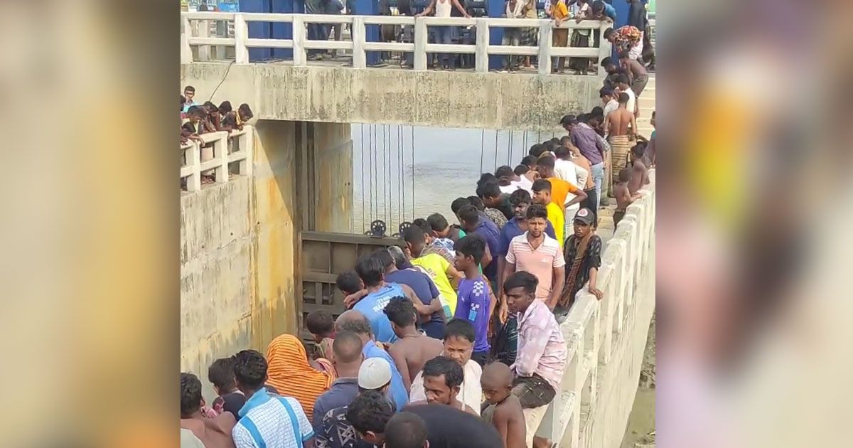 চট্টগ্রামে-খালে-নিখোঁজ-দুই-শিশুর-মধ্যে-একজনের-মরদেহ-উদ্ধার