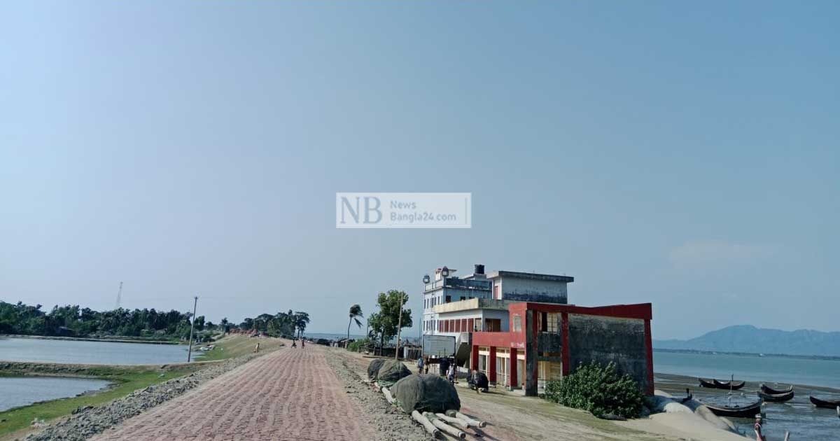 মিয়ানমার-থেকে-আসা-গুলির-শব্দে-টেকনাফে-নির্ঘুম-রাত