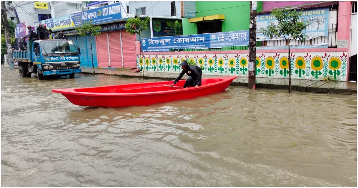 তিন আতঙ্কে সিলেটবাসী