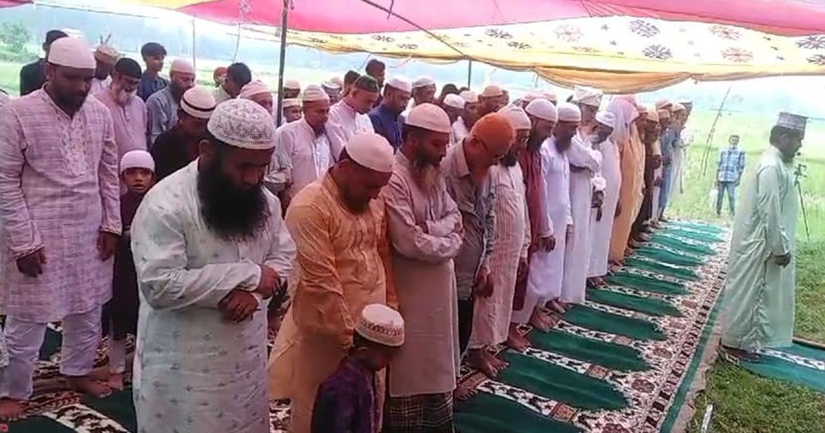 টাঙ্গাইলে এক দিন আগেই ৪০ পরিবারের ঈদ উদযাপন