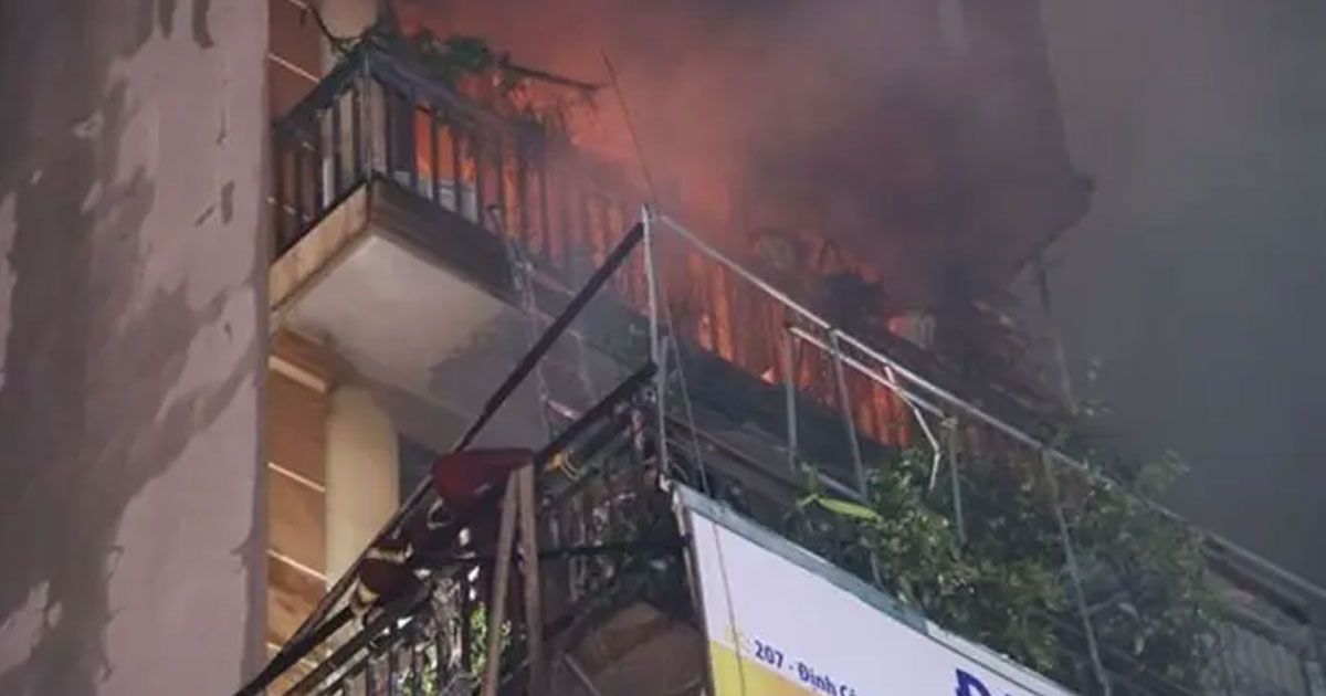 ভিয়েতনামে-ভবনে-আগুন-শিশুসহ-৪-জনের-মৃত্যু
