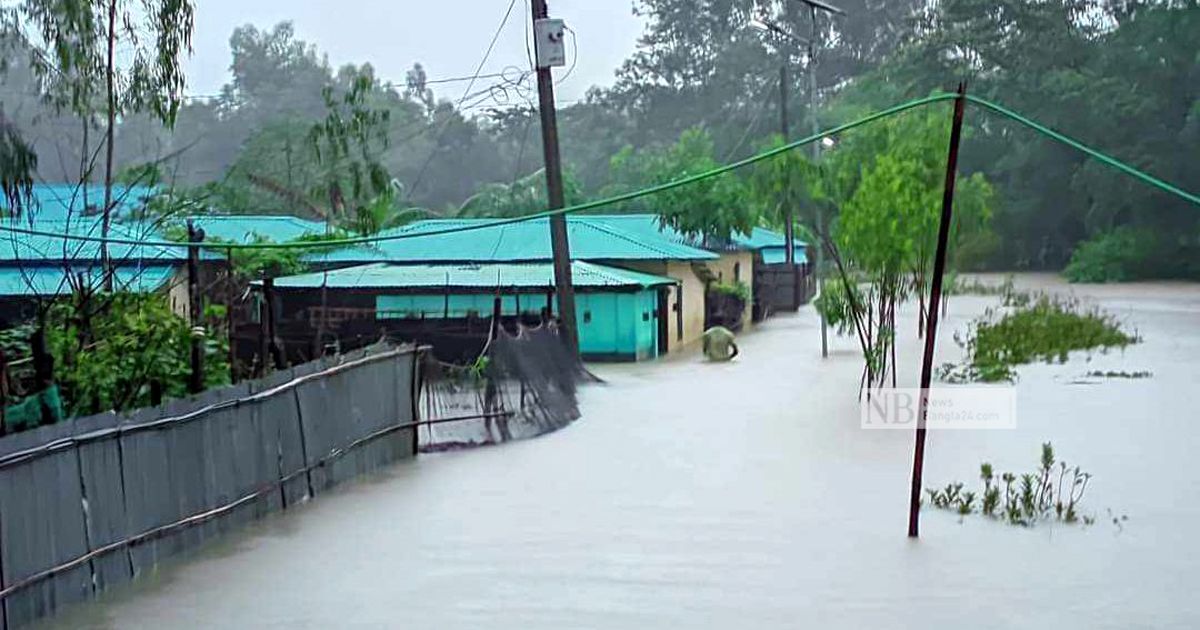 টেকনাফে-২০-গ্রাম-প্লাবিত-পানিবন্দি-দশ-হাজার-মানুষ