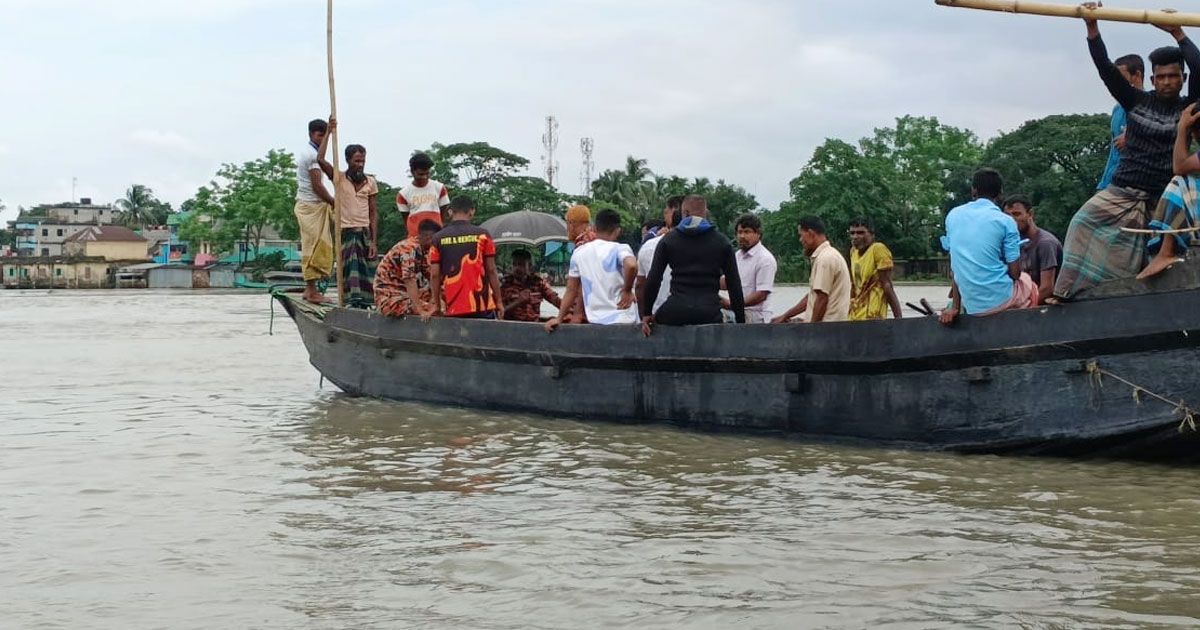 দোয়ারাবাজারে সুরমা নদীতে নৌকা ডুবে শিশুসহ নিখোঁজ ৩