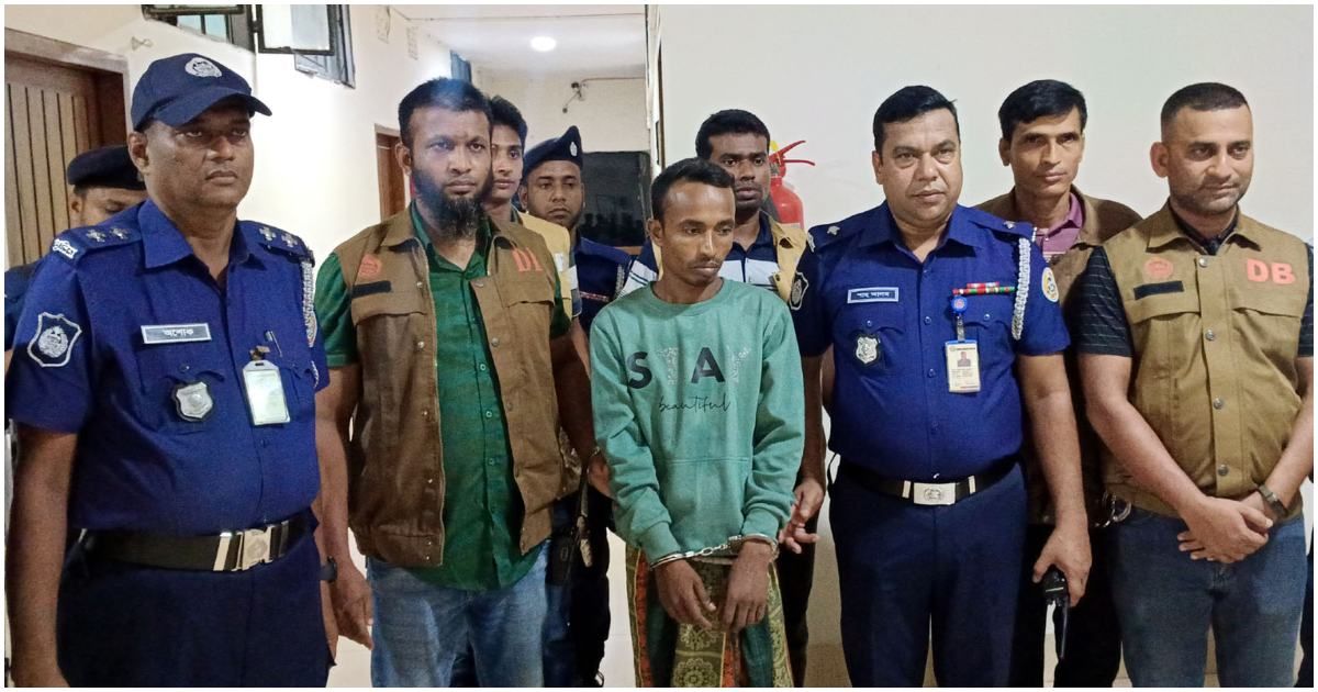 পিরোজপুরে-মাকে-কুপিয়ে-হত্যার-ঘটনায়-ছেলে-গ্রেপ্তার
