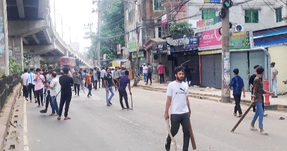 চট্টগ্রামে-২৯-মামলায়-গ্রেপ্তার-৮০৬-অভিযান-চলছে
