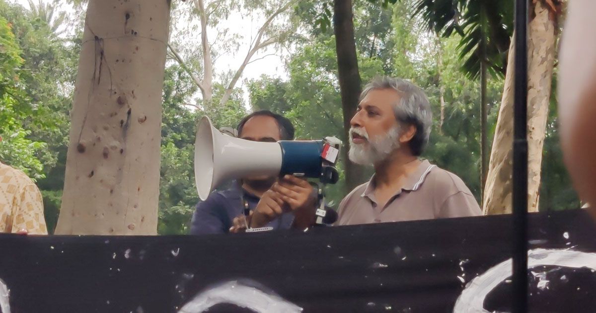 হত্যা আর গণগ্রেপ্তারের মাধ্যমে শিক্ষার্থী হয়রানি বন্ধ করুন