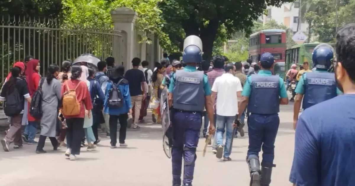 পুলিশি-হামলার-প্রতিবাদে-ঢাবি-শিক্ষক-শিক্ষার্থীদের-সমাবেশ-আজ