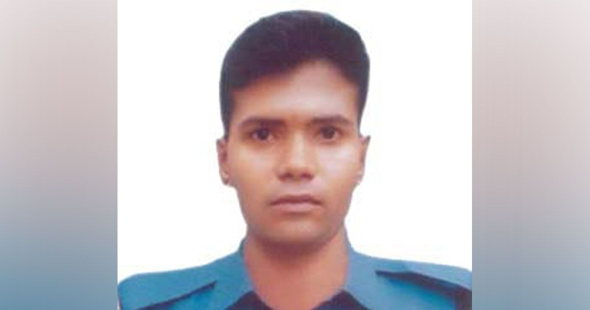 খুলনায় শিক্ষার্থী-পুলিশ ব্যাপক সংঘর্ষ, কনস্টেবল নিহত, আহত ৫০
