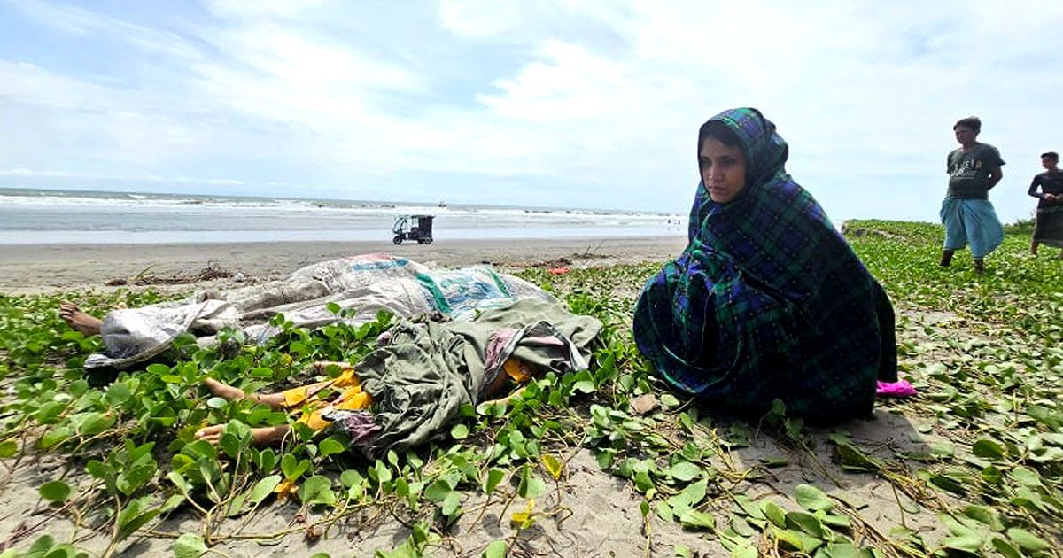 বঙ্গোপসাগরে-নৌকা-ডুবে-শিশুসহ-নয়-রোহিঙ্গার-মৃত্যু