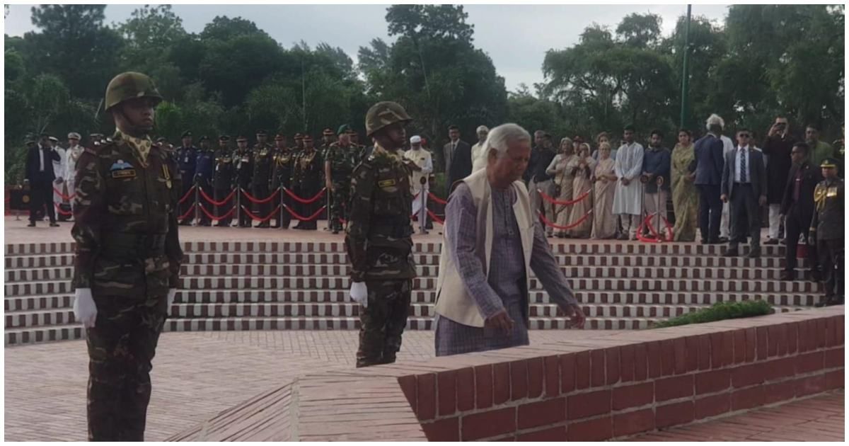 বৃষ্টির-মধ্যে-জাতীয়-স্মৃতিসৌধে-শ্রদ্ধা-ড-ইউনূসসহ-উপদেষ্টাদের