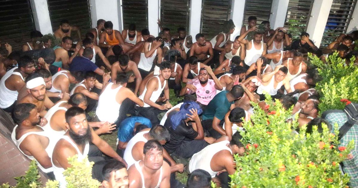 পৃথক-চার-মামলায়-৩৮৮-আনসার-সদস্য-কারাগারে