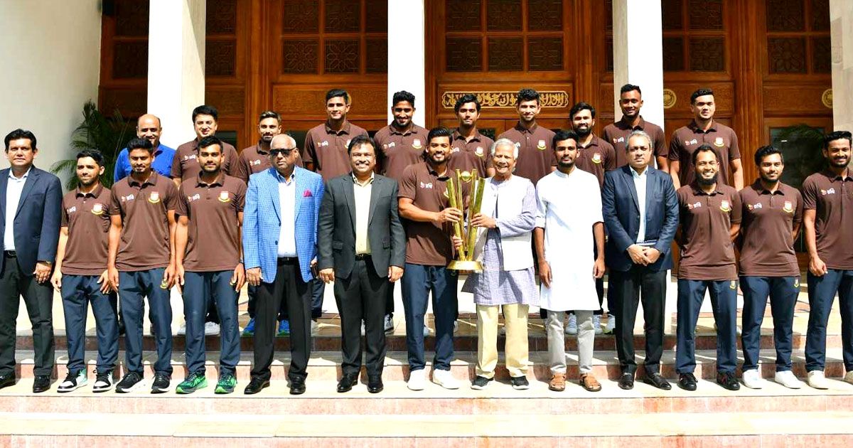 ক্রিকেটারদের-অভিনন্দন-জানালেন-প্রধান-উপদেষ্টা