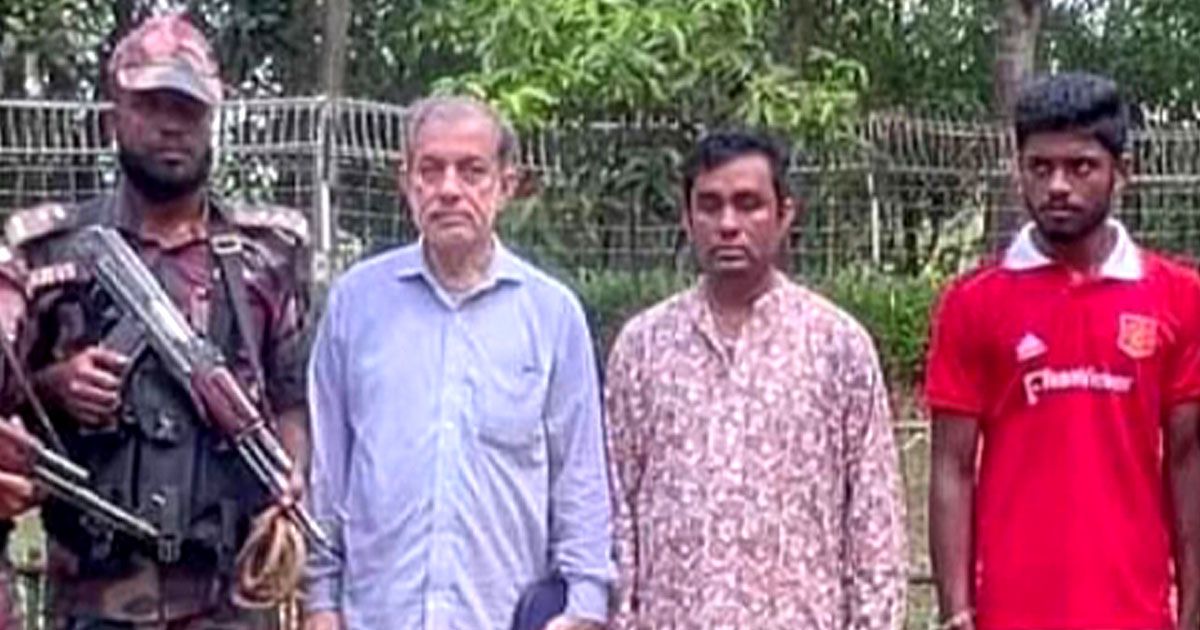 সাবেক-এমপি-ফজলে-করিমের-বাড়িতে-অভিযান-অস্ত্র-উদ্ধার