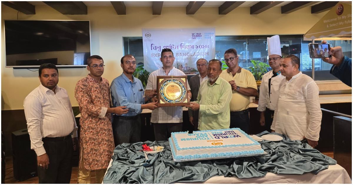 পর্যটন দিবসে সায়মন বিচ রিসোর্টে রক্তদান কর্মসূচি