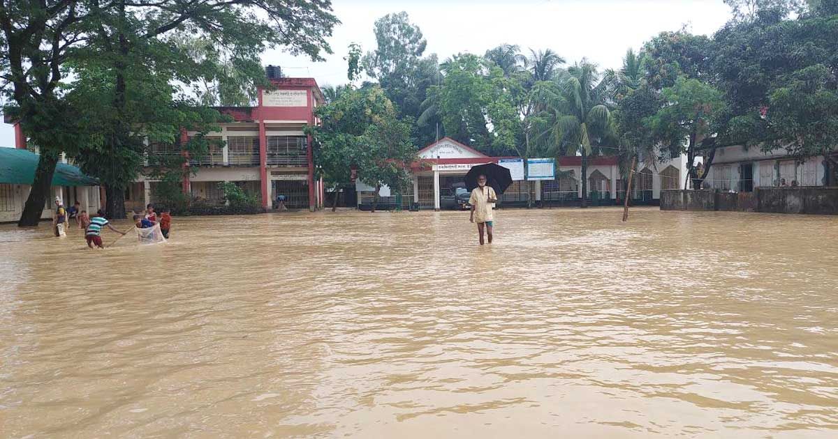 শেরপুরে-তিন-নদীর-বাঁধে-সাত-ভাঙন-দুই-উপজেলা-শহর-প্লাবিত