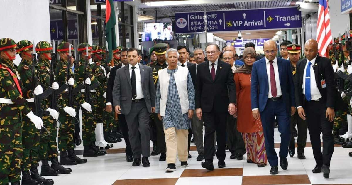 দেশের উদ্দেশে মালয়েশিয়ার প্রধানমন্ত্রীর ঢাকা ত্যাগ
