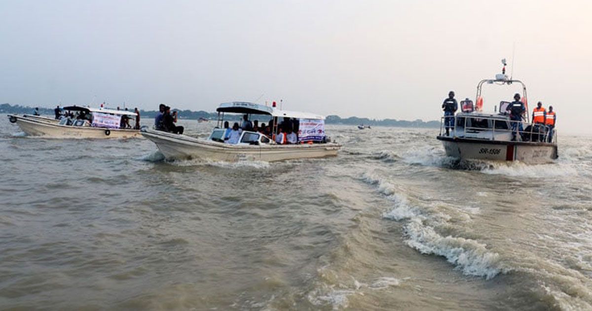 ইলিশ-ধরায়-নিষেধাজ্ঞা-শুরু-নদীতে-চলছে-অভিযান