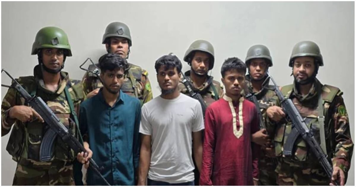 মিরপুরে-সেনাবাহিনী-ও-পুলিশের-গাড়িতে-অগ্নিসংযোগ-তিনজন-আটক