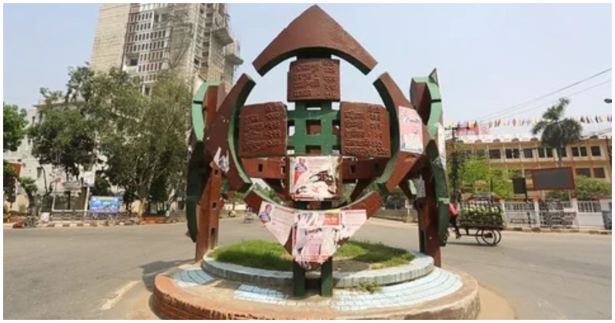 জিরো পয়েন্টে শিক্ষার্থীদের সমাবেশ, ফ্যাসিবাদবিরোধী স্লোগান 