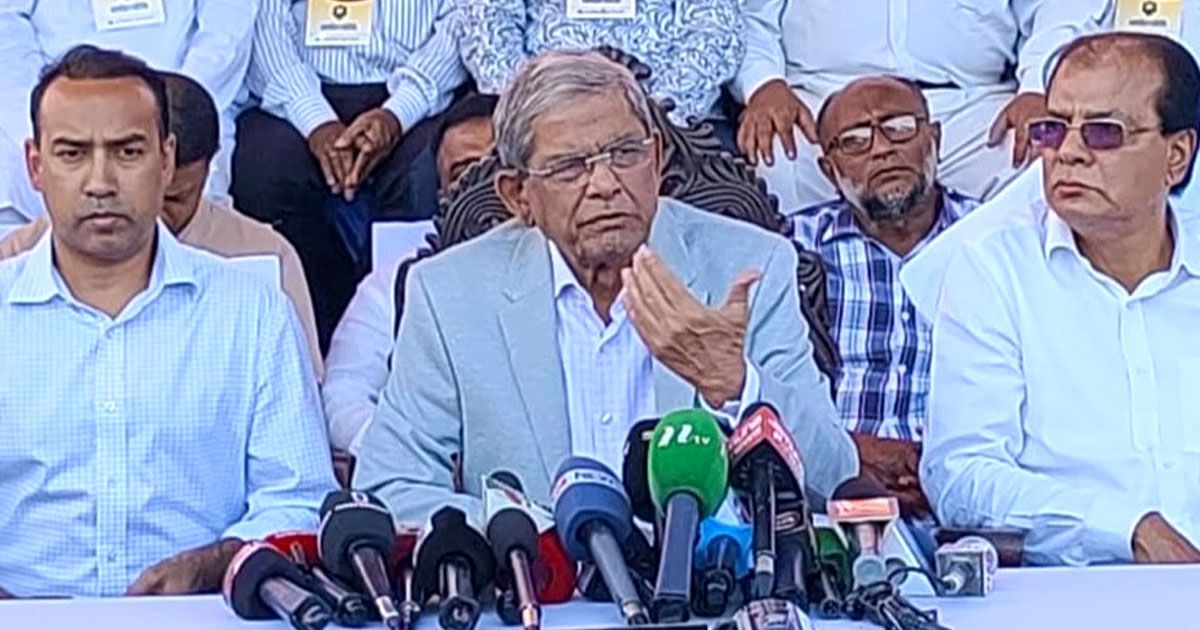 বিতর্কিত ব্যক্তি সরকারে অন্তর্ভুক্তির বিষয়ে সতর্ক করলেন ফখরুল