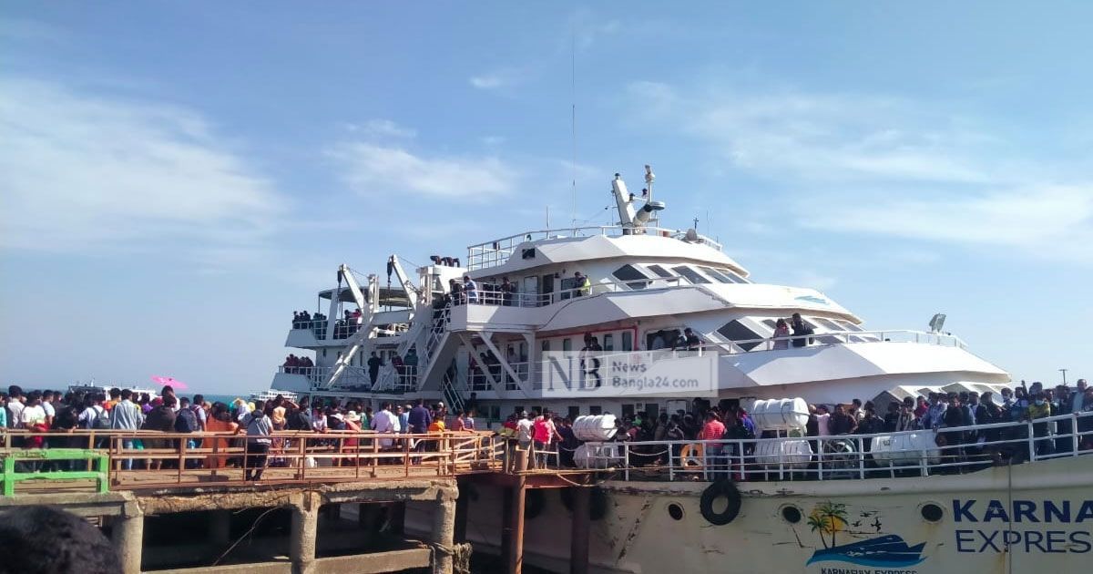 সেন্টমার্টিনগামী-পর্যটকবাহী-জাহাজ-চলাচল-শুরু-বৃহস্পতিবার