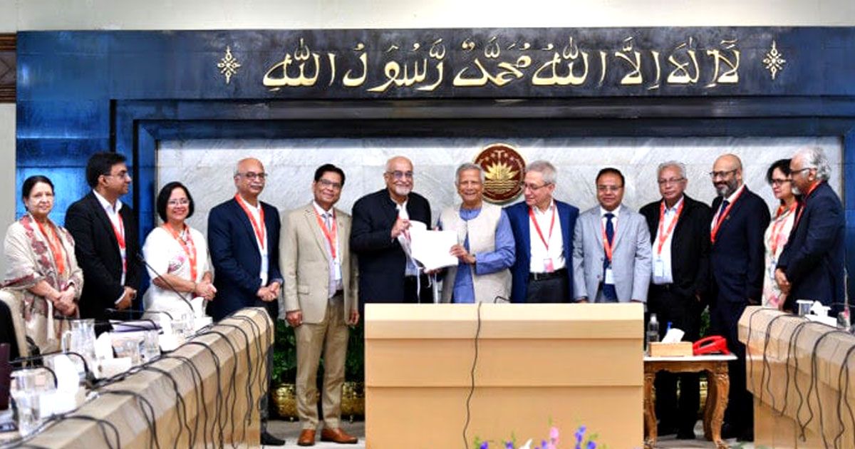 হাসিনার-আমলে-বছরে-গড়ে-১৬-বিলিয়ন-ডলার-পাচার-হয়েছে