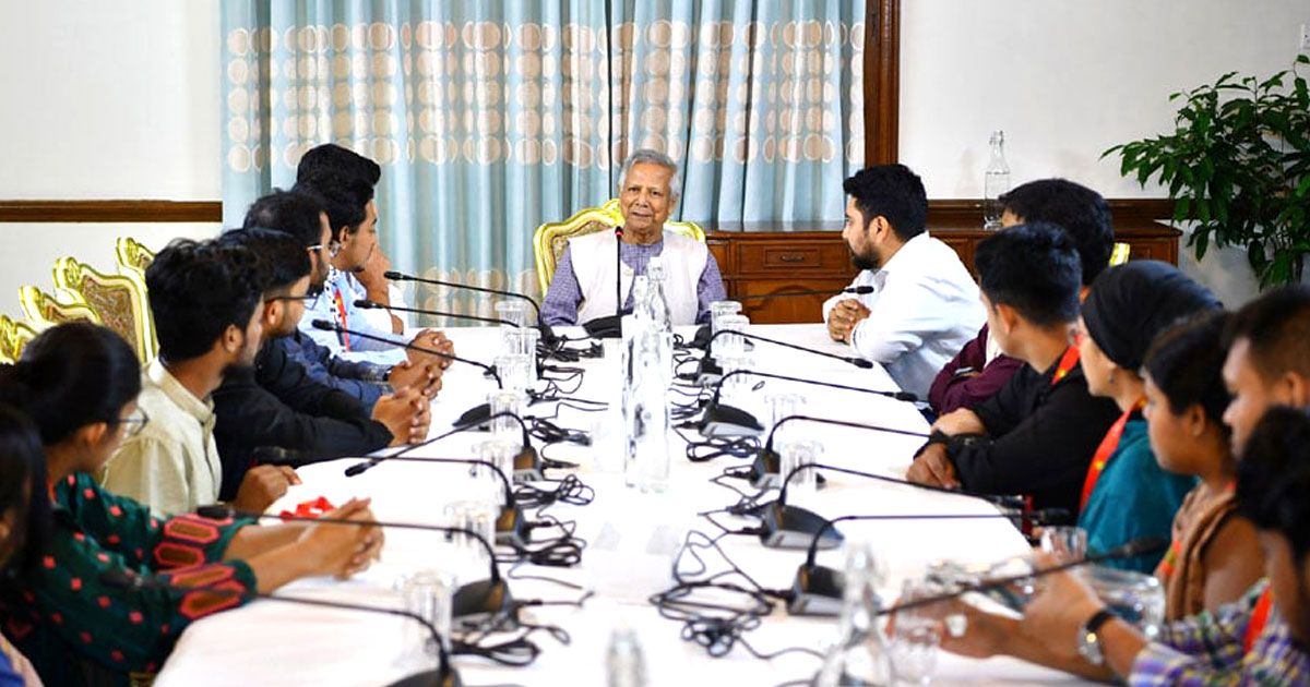 এক বিজয় করেছো, আরেক বিজয় আসবে: প্রধান উপদেষ্টা