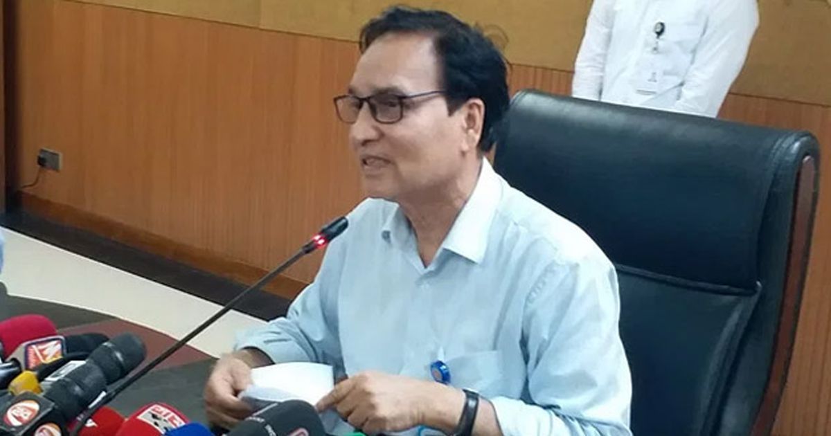 সচিবালয়ে-তোপের-মুখে-জনপ্রশাসন-সচিব