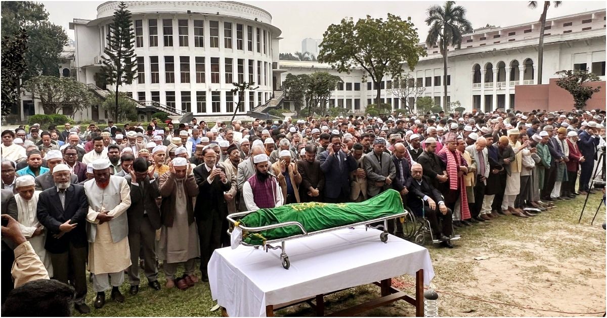 সুপ্রিম কোর্ট প্রাঙ্গণ থেকে হাসান আরিফকে শেষ বিদায়