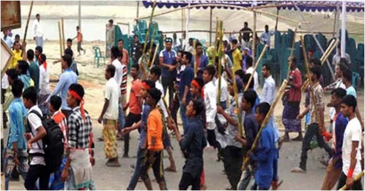 Awami-League-BNP-clashes-in-Narsingdi-two-injured-in-the-clash