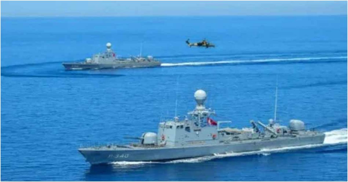 Turkeys-warships-at-the-port-of-Pakistan