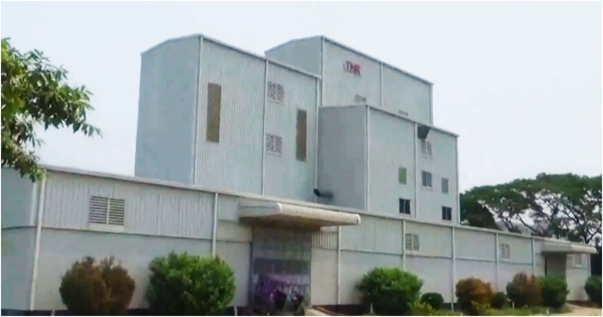 সাভারে সরকারি গবাদিপশু খাদ্য তৈরির কারখানায় ডাকাতি, আহত ২