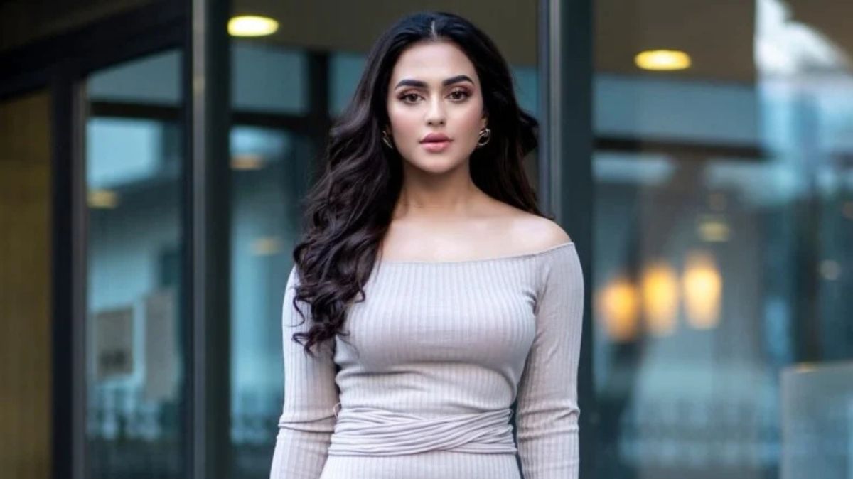 চলচ্চিত্র অভিনেত্রী নুসরাত ফারিয়া আটক