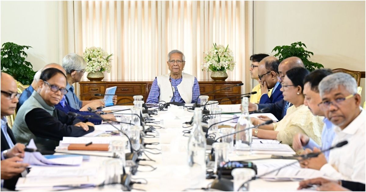 লুটপাটের অর্থ ব্যবস্থাপনার জন্য একটি বিশেষ তহবিল গঠনের নির্দেশ প্রধান উপদেষ্টার