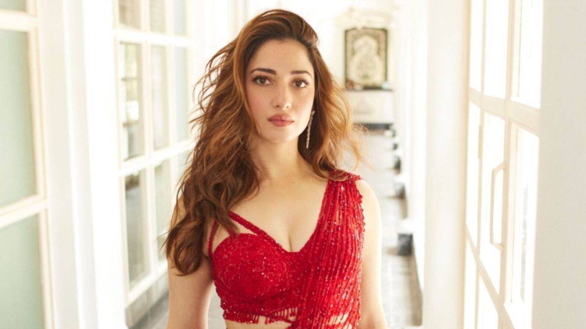 Tamanna-Bhatia-in-the-Tumul-Debate