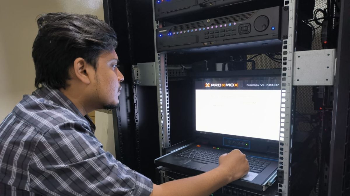 ৭০-শতাংশ-পর্যন্ত-খরচ-কমাতে-সার্ভিসিং২৪-এর-স্মার্ট-আইটি-সল্যুশন