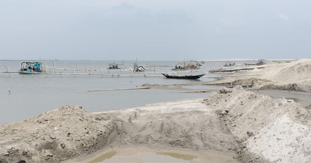 কুষ্টিয়ায়-২১টি-বালুমহাল-থেকে-বছরে-লোপাট-দুইশ-কোটি