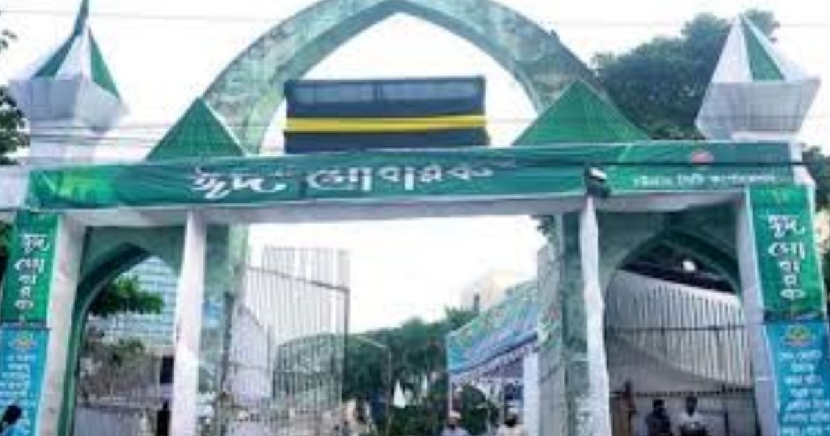 The-main-church-of-Eid-at-Jamiatul-Falah-Mosque-in-Chittagong-is-at-730-pm