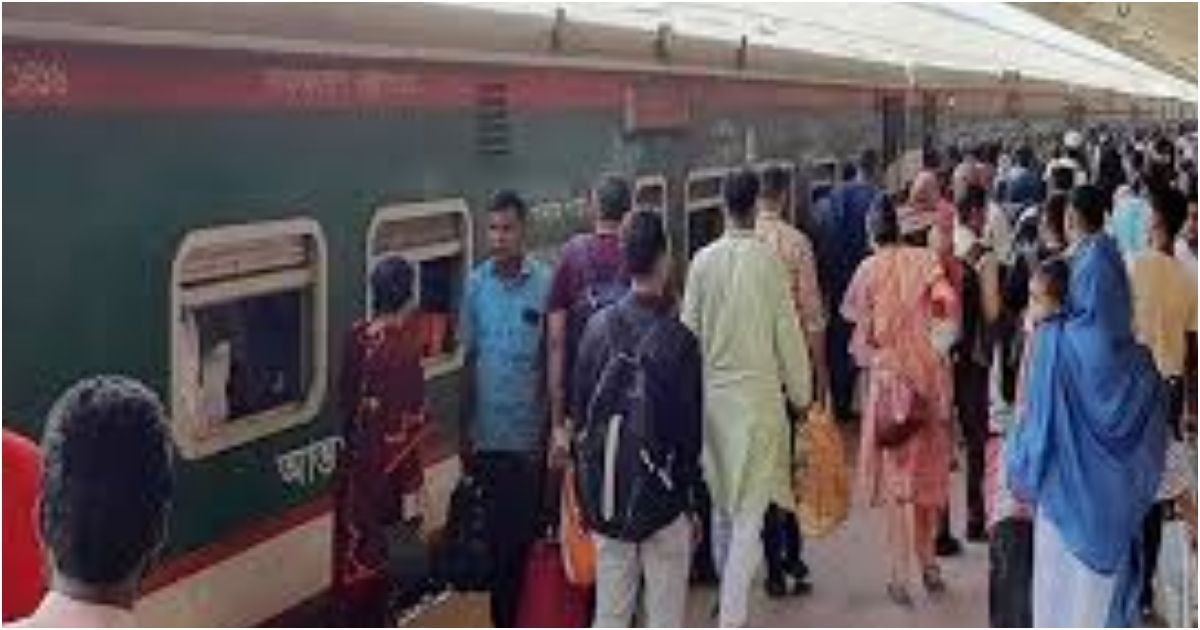 ঈদের ফিরতি যাত্রায় রেলযাত্রীদের মাস্ক পরার অনুরোধ