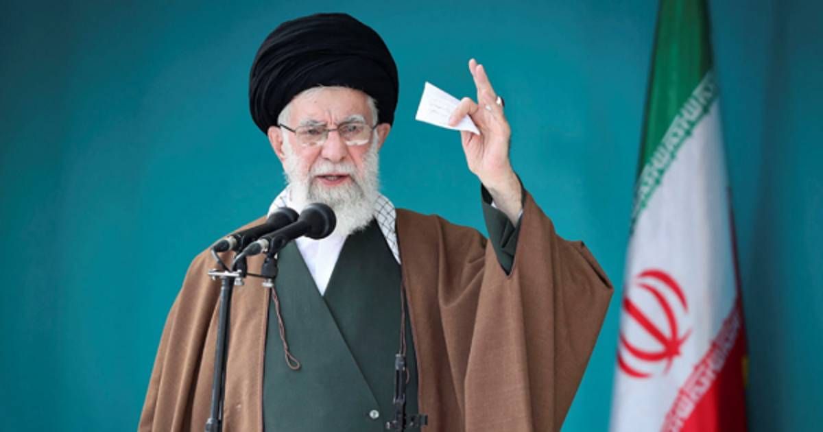 Zionist-enemies-have-to-be-punished-by-big-crime-Khamene