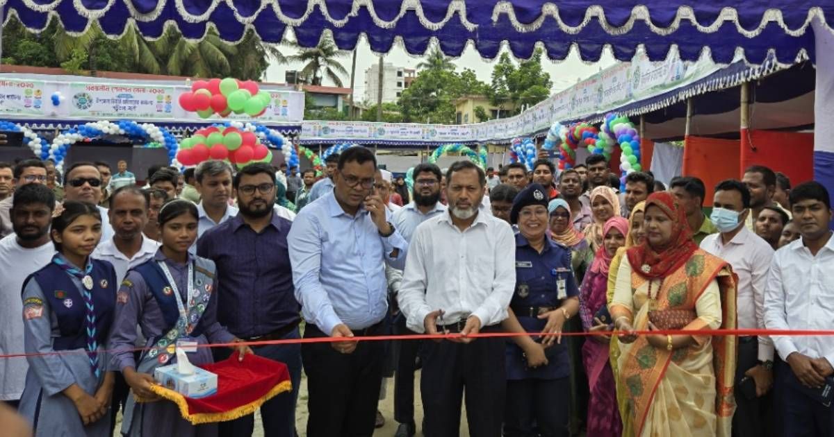 Naogaon-Public-Pension-Fair-held-in-Naogaon