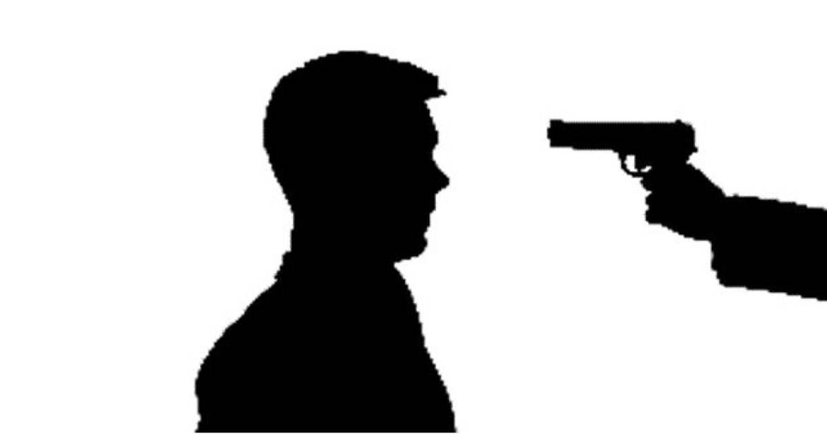 Daulatpur-was-hostage-in-the-face-of-weapons-in-the-house-of-a-gold-trader